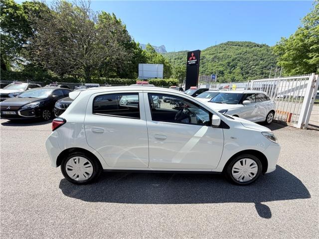 Mitsubishi Space Star image 9