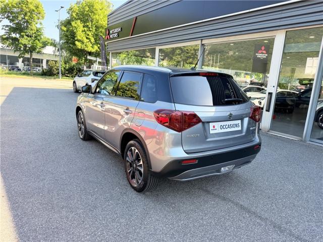Suzuki Vitara image 8