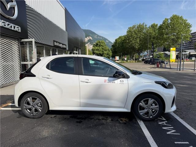 Mazda 2 image 2