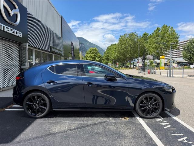 Mazda 3 image 9