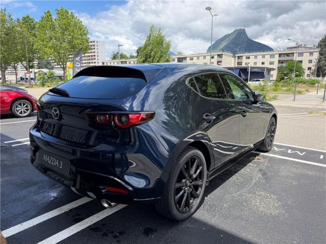 Mazda 3 image 6