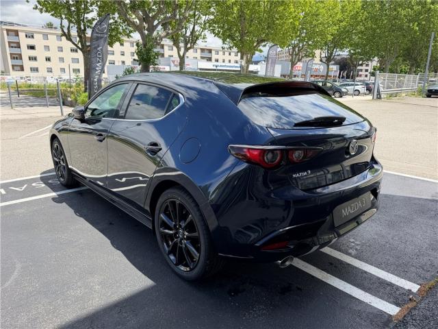 Mazda 3 image 8