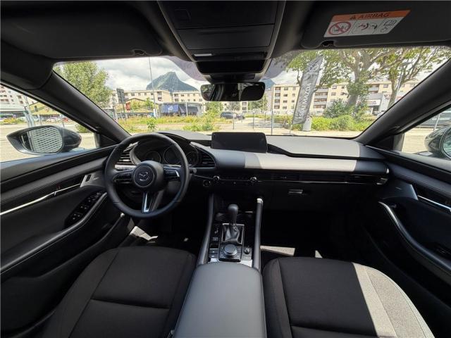 Mazda 3 image 5