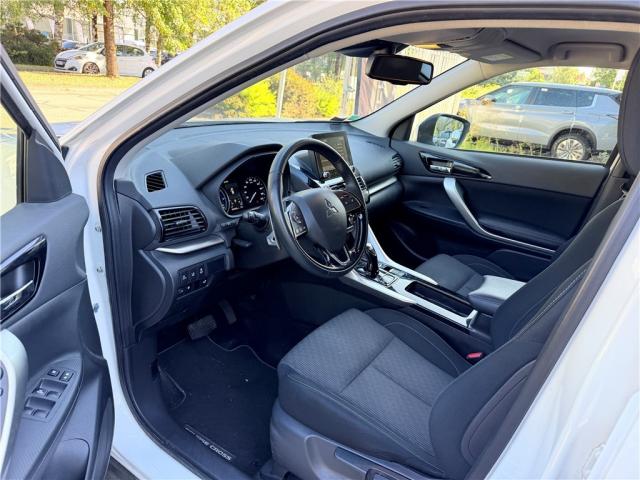 Mitsubishi Eclipse Cross image 2