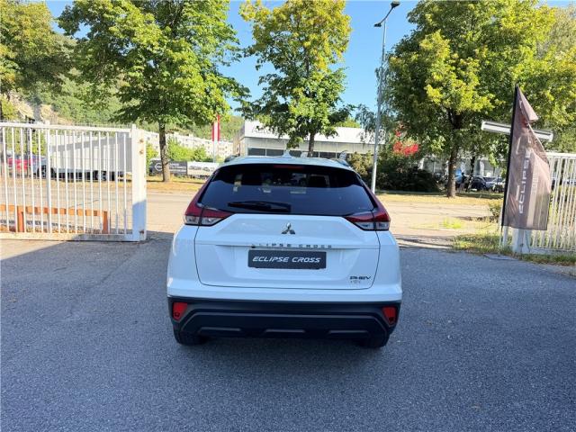 Mitsubishi Eclipse Cross image 1