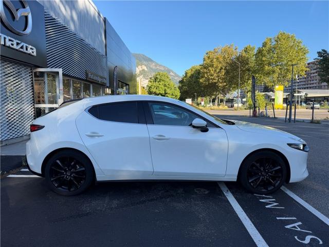 Mazda 3 image 8