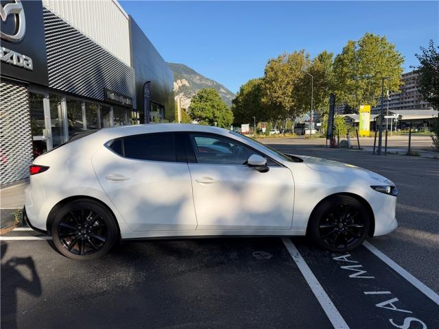 Mazda 3 image 3
