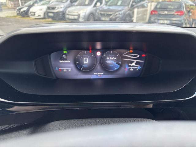 Peugeot 308 image 2
