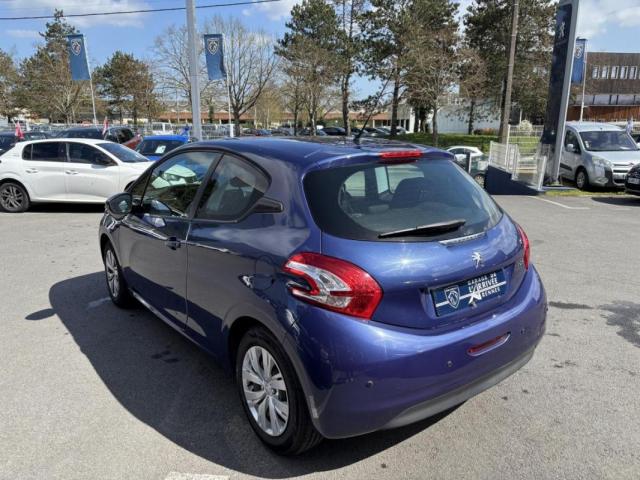 Peugeot 208 image 4