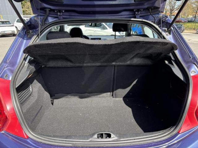 Peugeot 208 image 9
