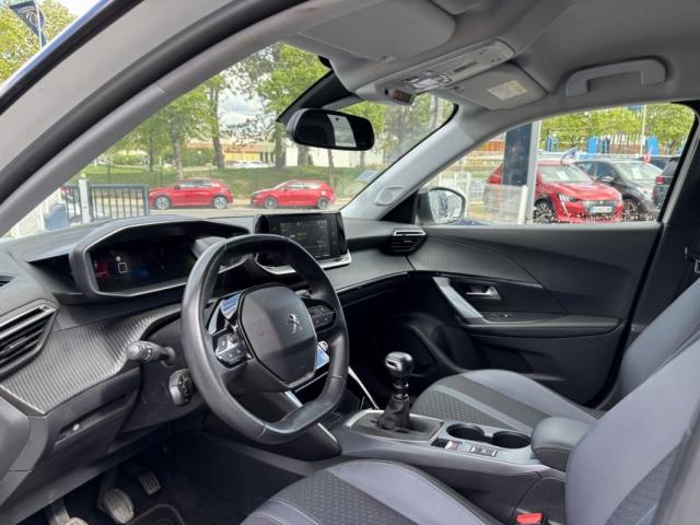 Peugeot 2008 image 3