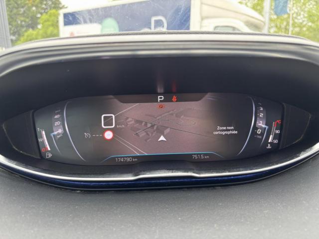 Peugeot 3008 image 3