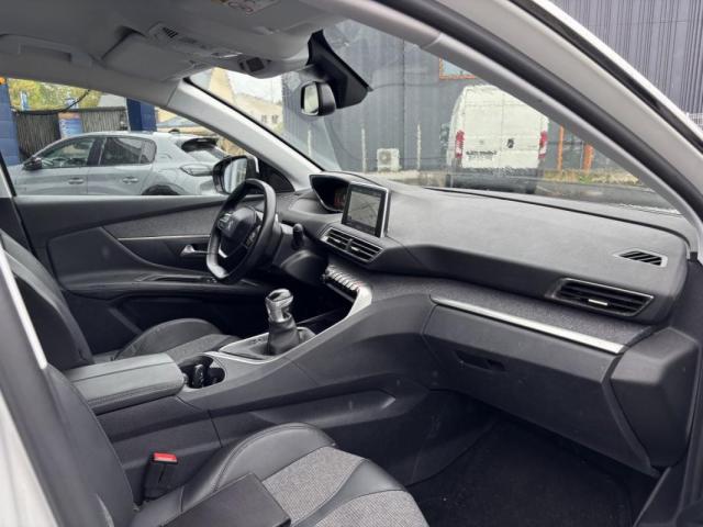 Peugeot 3008 image 8