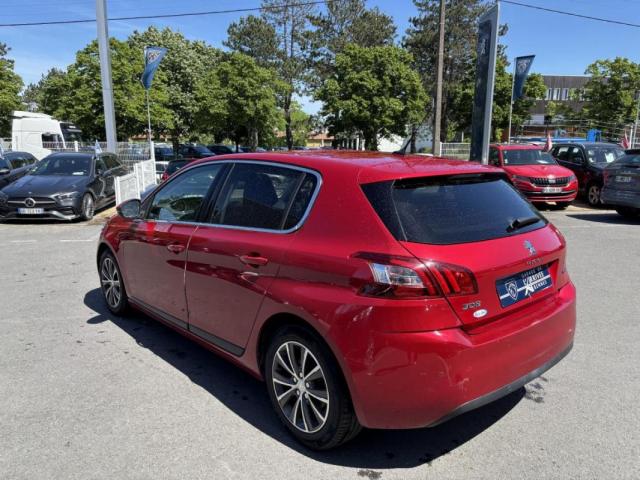 Peugeot 308 image 9
