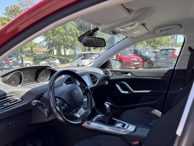 Peugeot 308 image 3