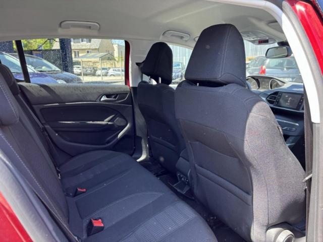 Peugeot 308 image 8