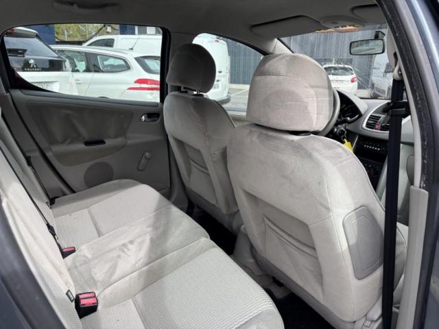 Peugeot 207 image 1