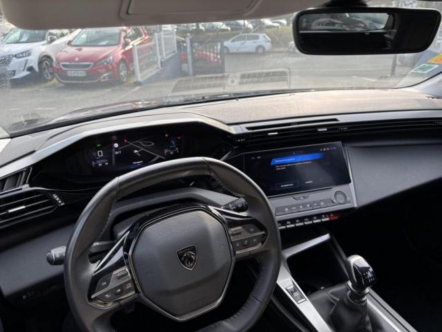 Peugeot 308 image 6