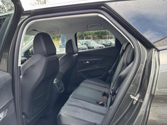 Peugeot 3008 image 1