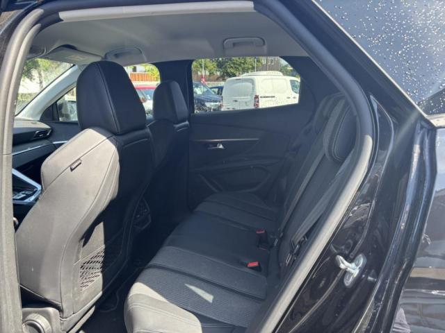 Peugeot 3008 image 3