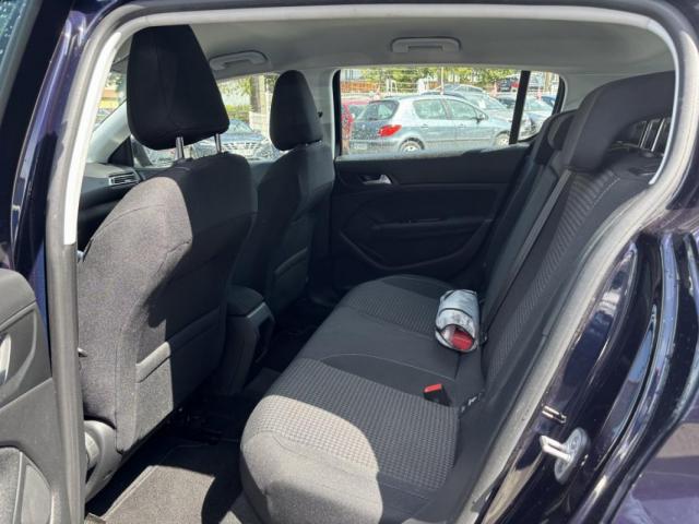 Peugeot 308 image 6