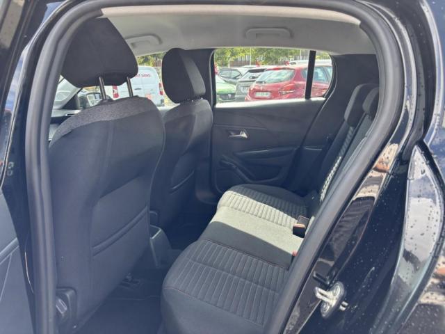 Peugeot 208 image 2