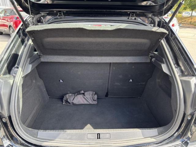 Peugeot 208 image 1