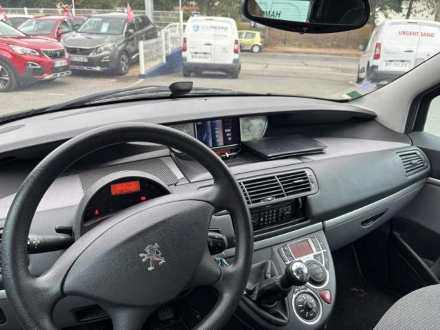 Peugeot 807 image 4