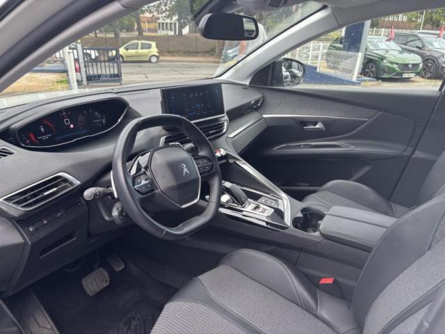 Peugeot 3008 image 2
