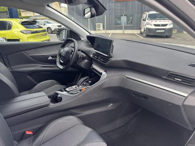 Peugeot 3008 image 1