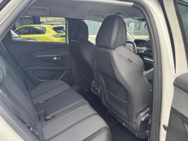 Peugeot 3008 image 6