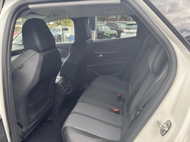 Peugeot 3008 image 9