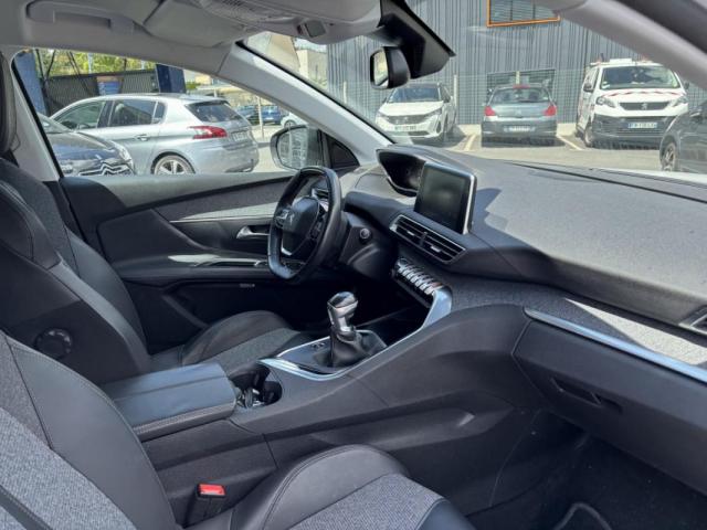 Peugeot 3008 image 9