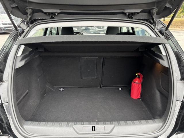 Peugeot 308 image 5