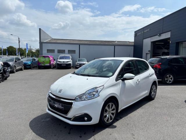 Peugeot 208 image 1
