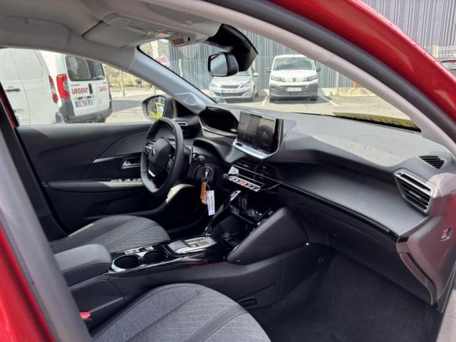 Peugeot 208 image 4