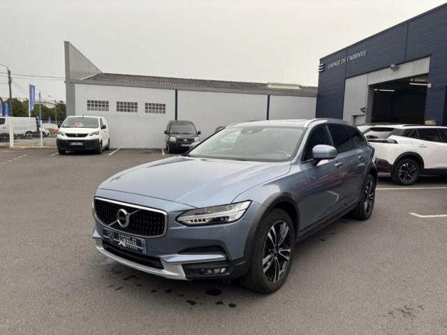 Volvo V90 Cross Country image 9
