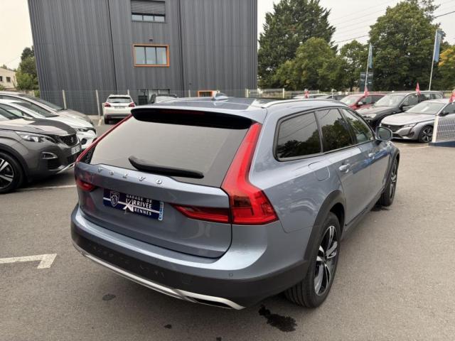 Volvo V90 Cross Country image 7