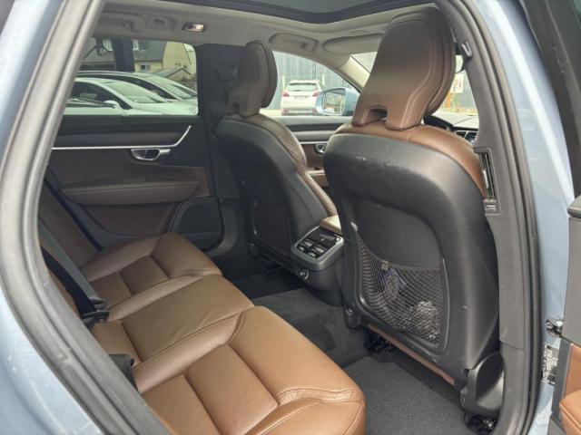 Volvo V90 Cross Country image 4