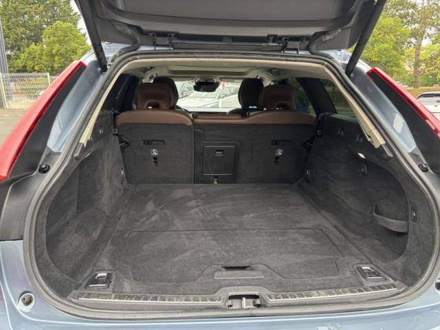 Volvo V90 Cross Country image 6