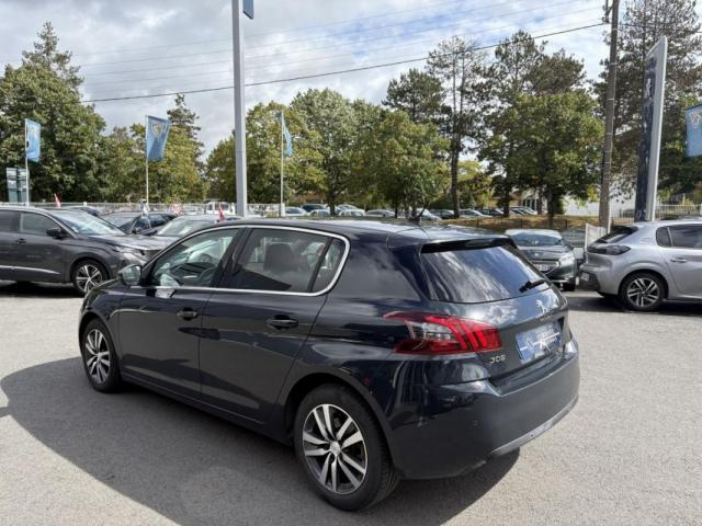 Peugeot 308 image 9
