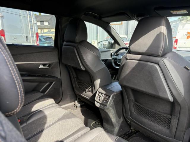 Peugeot 5008 image 3