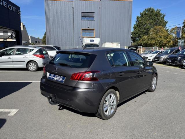 Peugeot 308 image 6