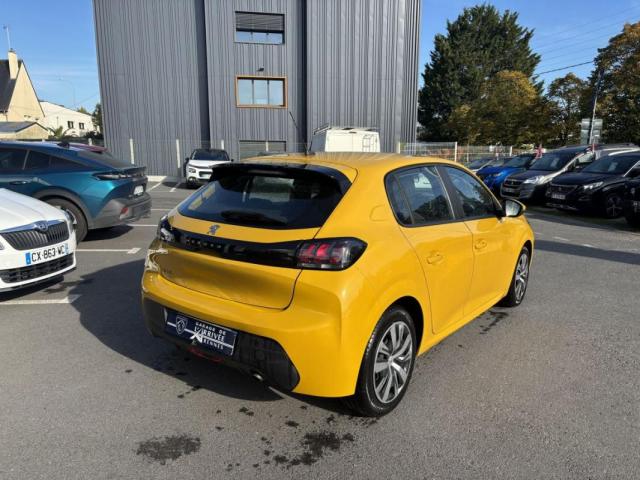 Peugeot 208 image 8