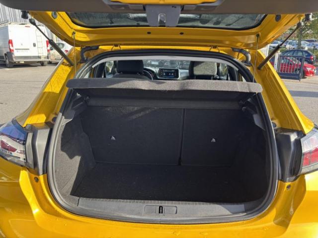 Peugeot 208 image 7