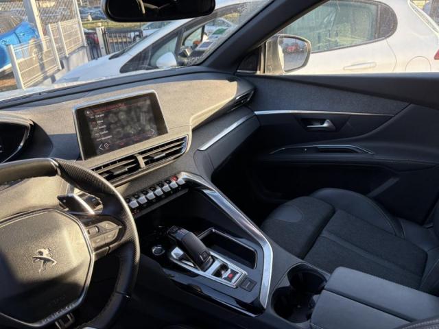 Peugeot 5008 image 4