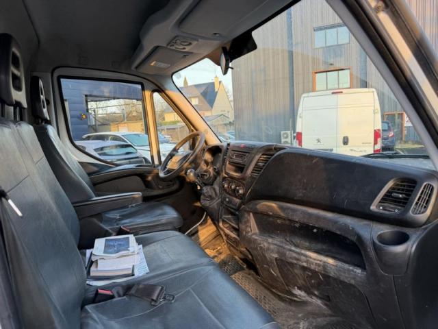 Iveco Daily image 6