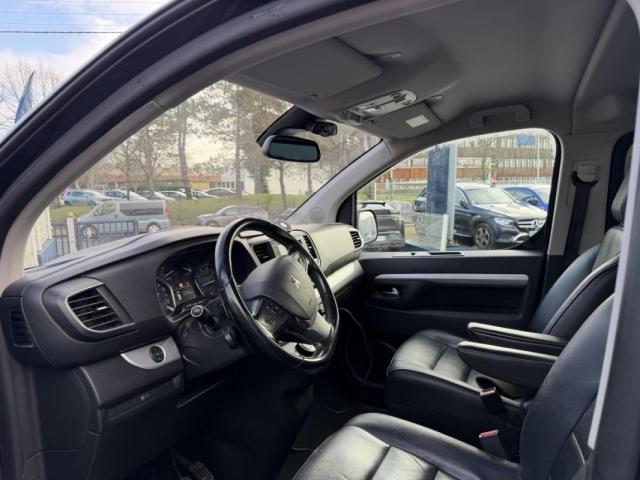 Peugeot Traveller image 3