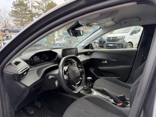 Peugeot 208 image 2