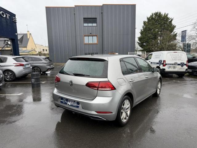 Volkswagen Golf image 6
